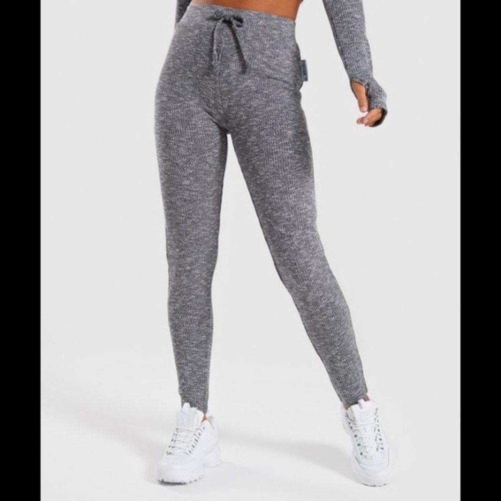 Gymshark slounge leggings in charcoal